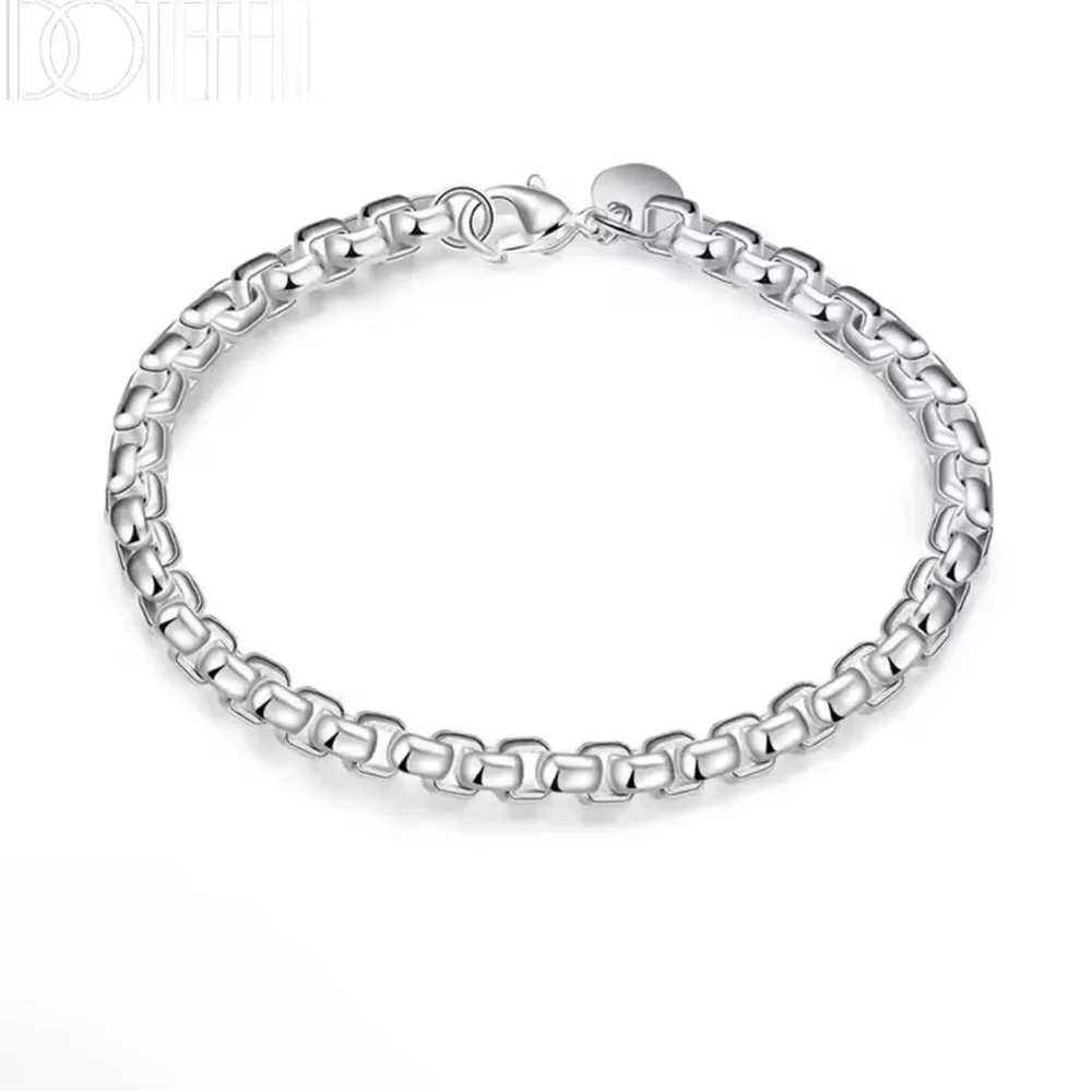 Silver Round Box Chain Bracelet 8”